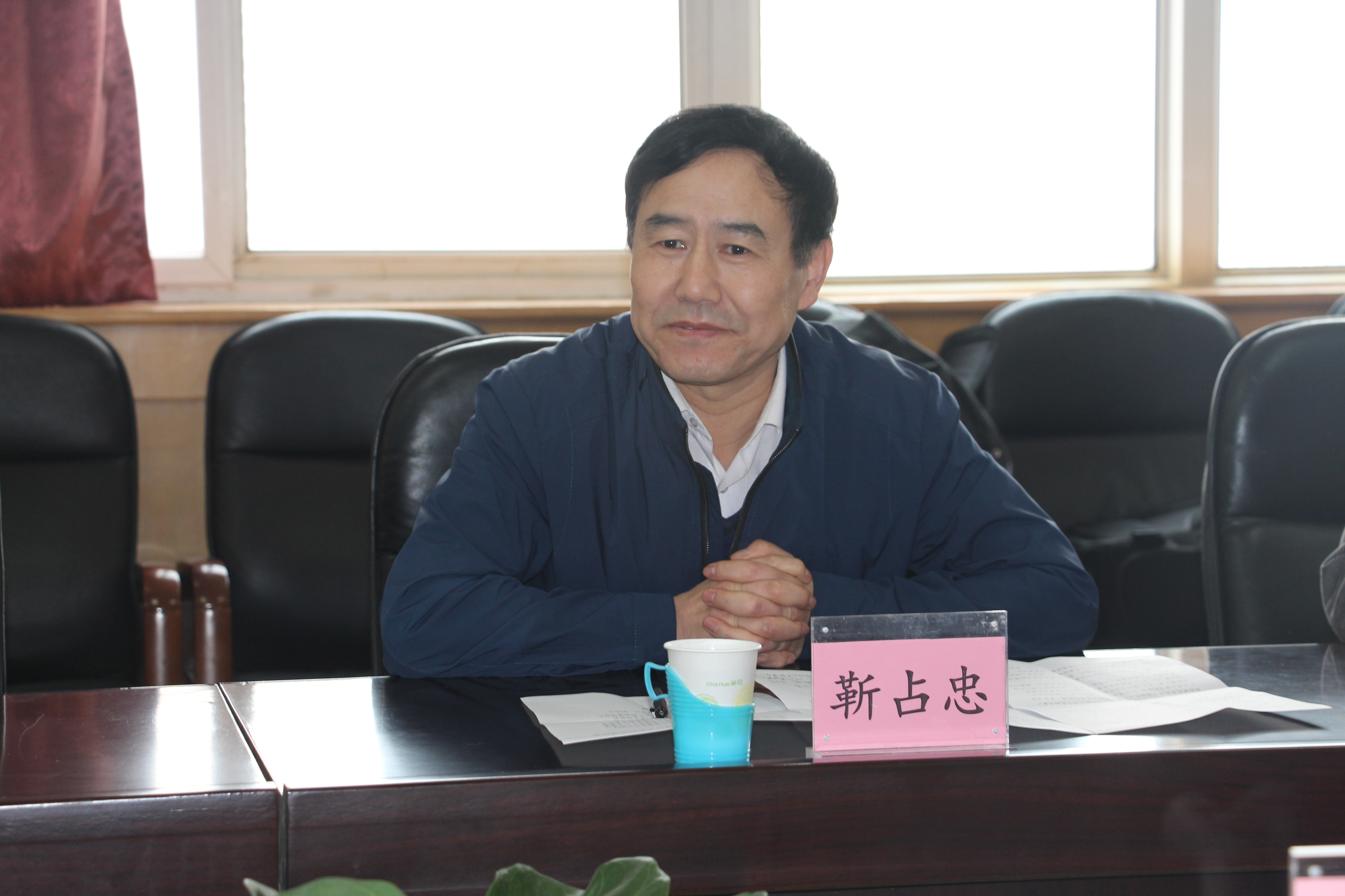 秦皇岛市党义爱心团队为霍文博同学捐赠善款