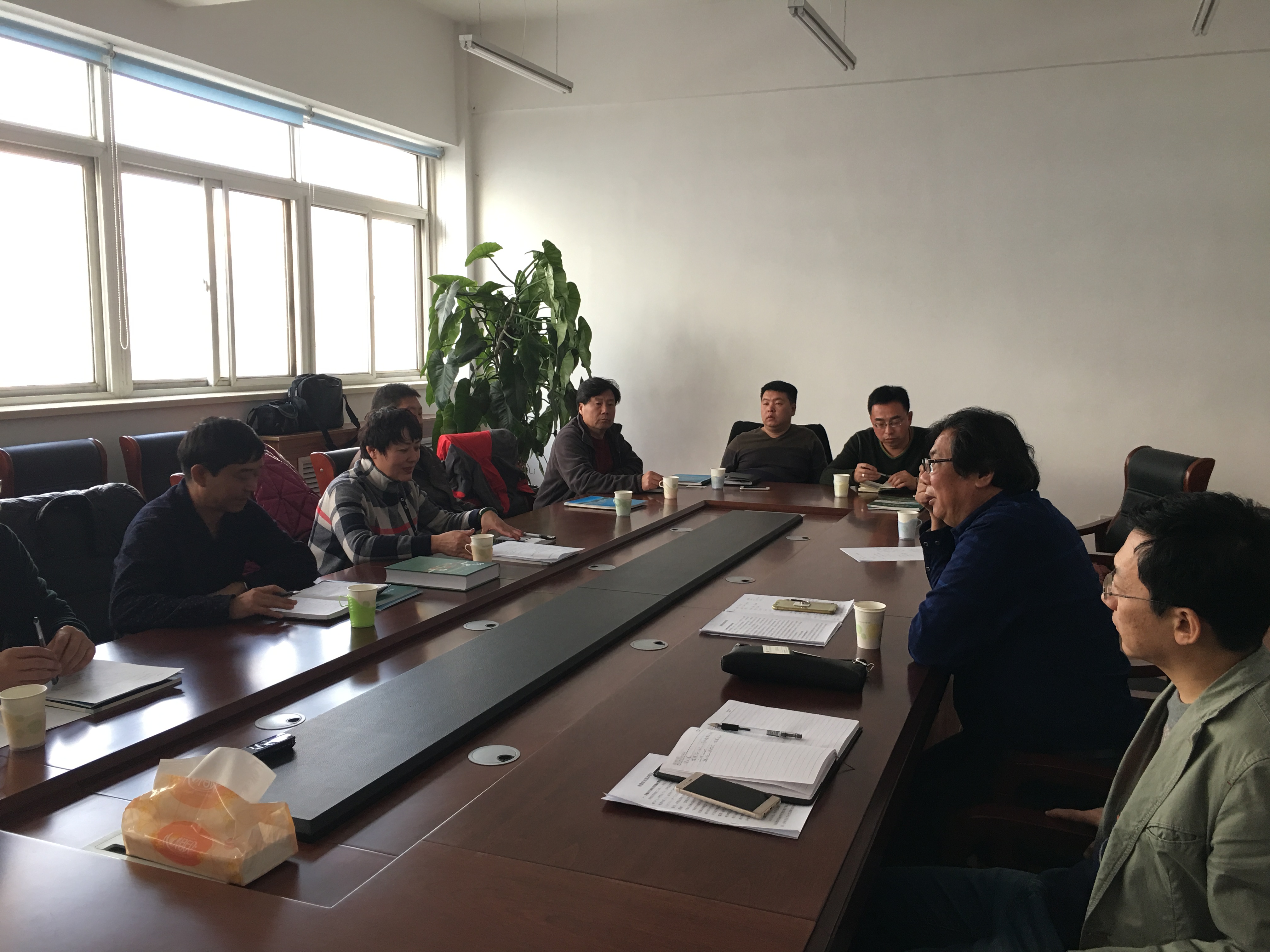 承德市农林科学院来我校考察交流