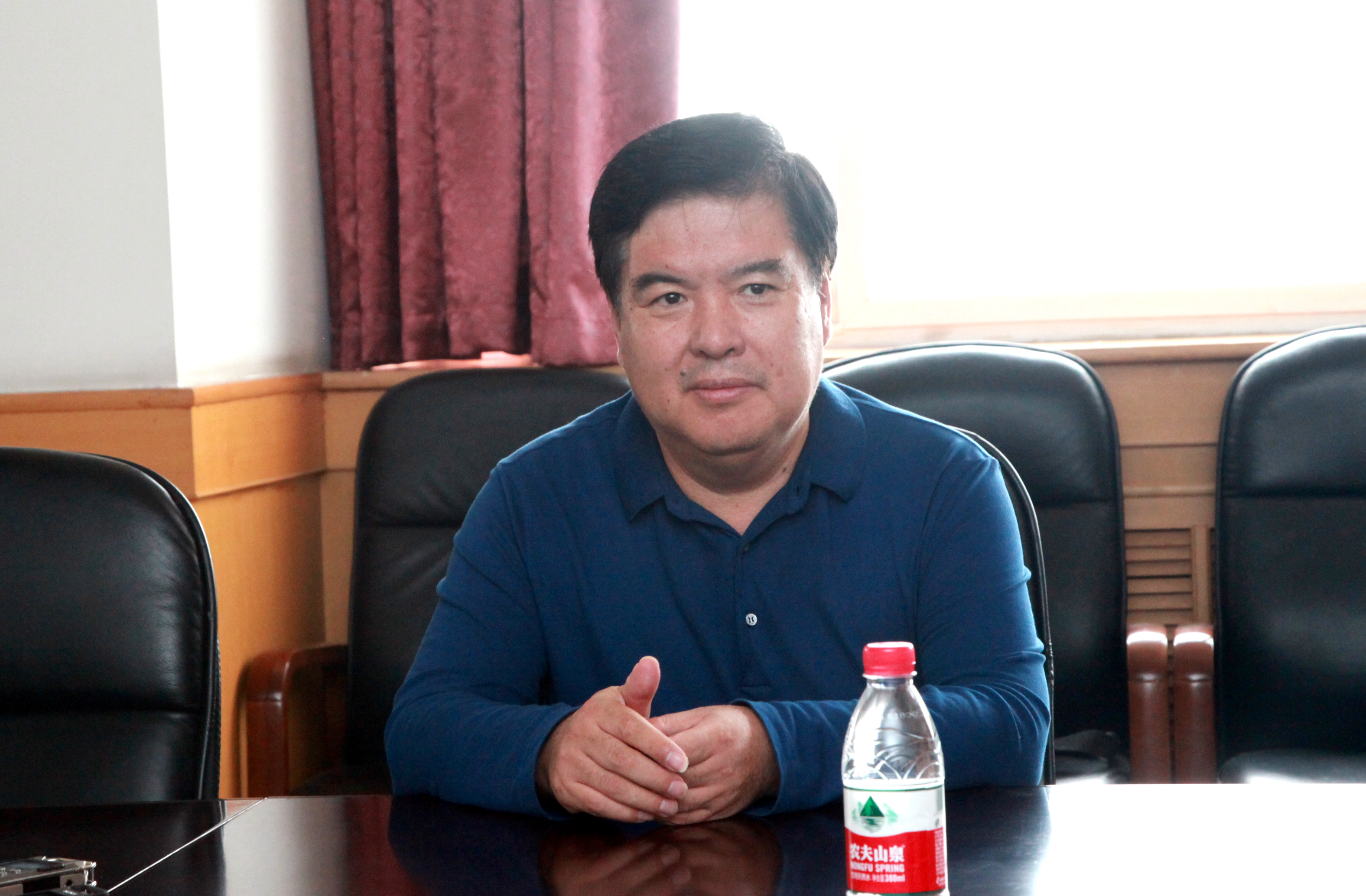 秦皇岛市长张瑞书到我校进行教师节慰问