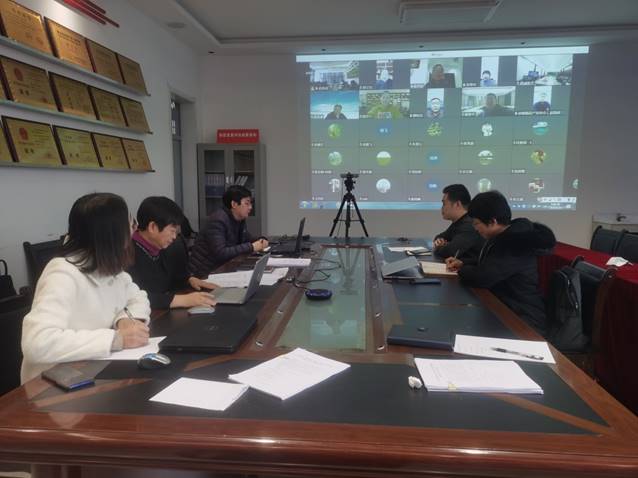 说明: C:\Users\清华同方\Desktop\河北省(秦皇岛)黄瓜产业技术研究院专家指导委员会召开新闻稿-1-25\会议现场.jpg