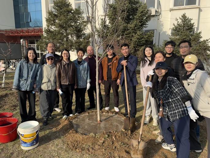 b96c7e43ca3811934af9c87cd11f0453