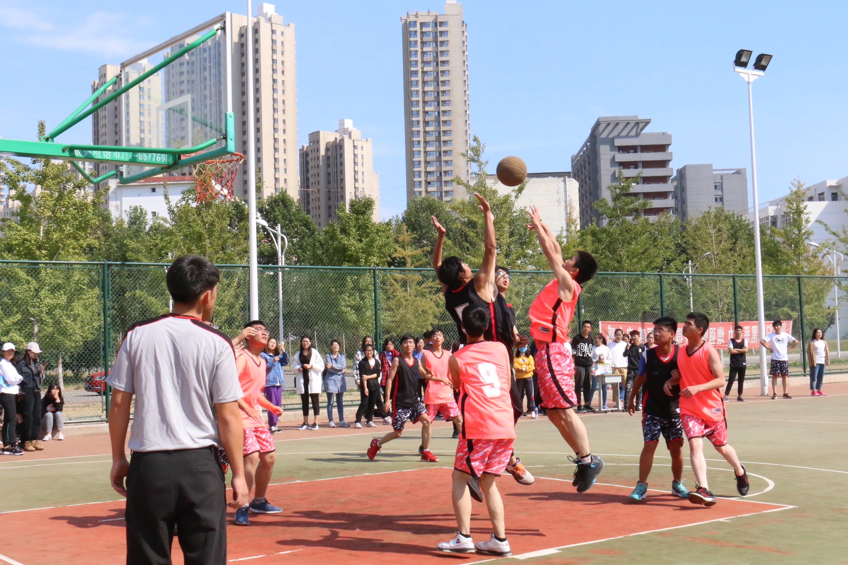 财经学院迎新杯篮球赛圆满结束