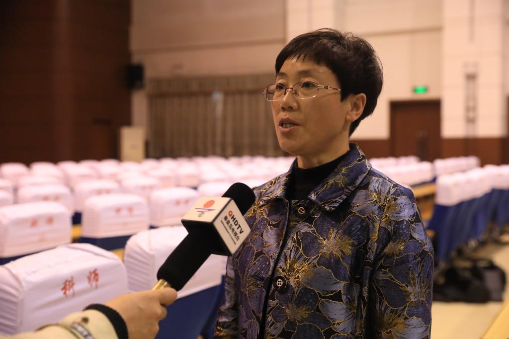 体育系党总支书记刘超接受秦皇岛电视台采访